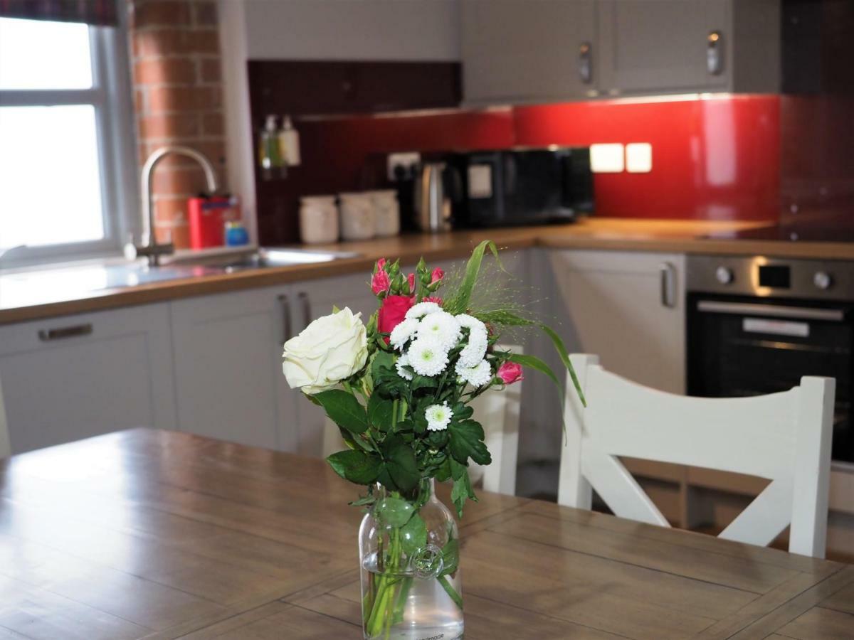 Nellies Shed, Wolds Way Holiday Cottages, 3 Bed Spacious Cottage コッティンガム エクステリア 写真